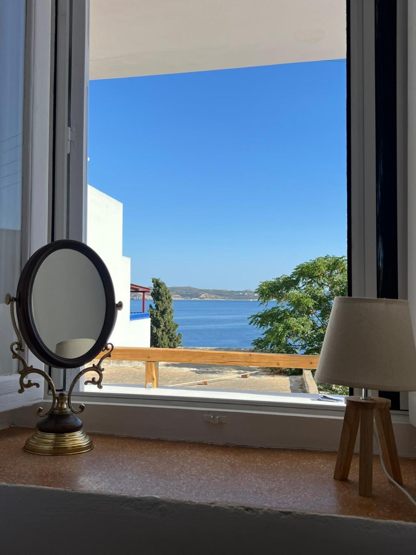 Horizon 0 Villa Adámas Eksteriør bilde